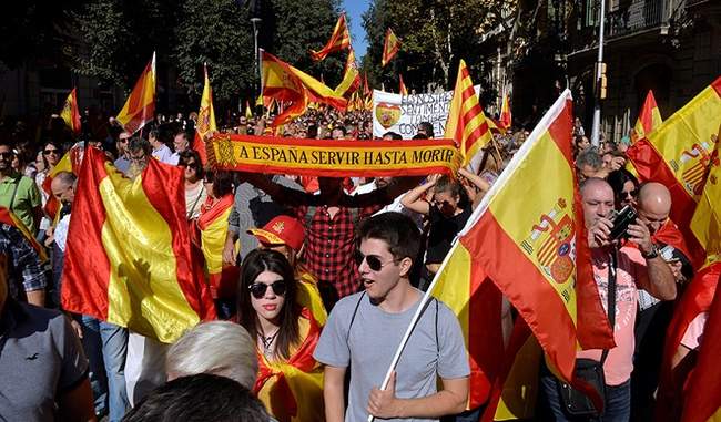 Spain gives Catalonia five days to clarify independence stance
