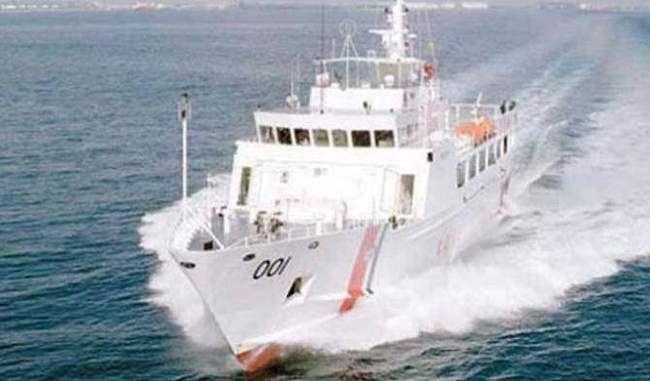 Dump cargo ship on philippine coast 10 crew members missing Dump cargo ship on philippine coast 10 crew members missing
