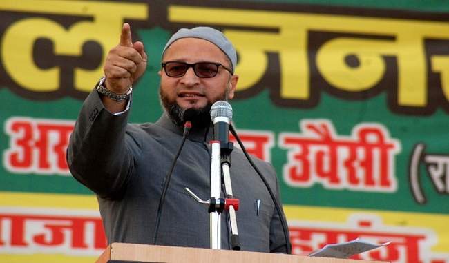 Standing for national anthem in theatres cant be a test of patriotism: Owaisi