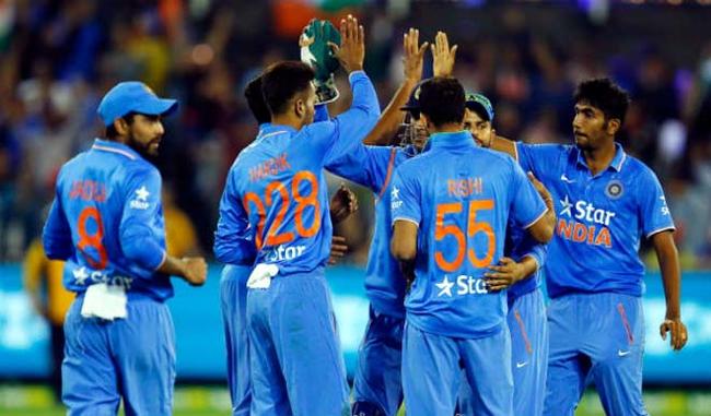 Indian cricket team look at invincible lead againt West Indies