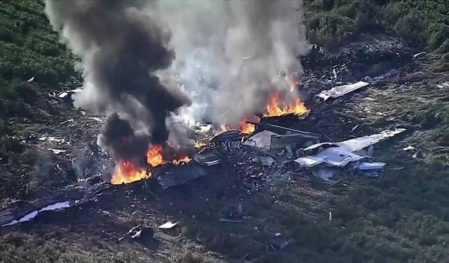 Military plane crashes in Mississippi