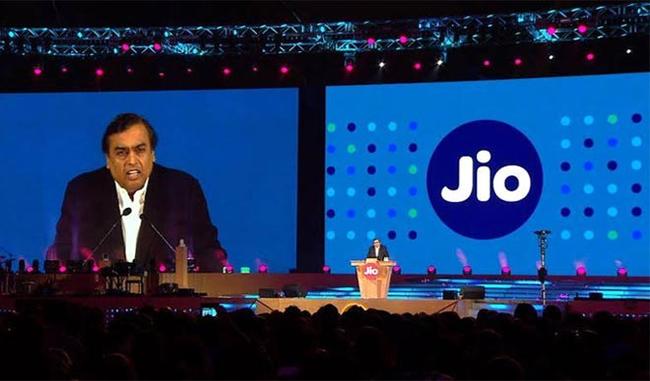 Free Jio 4G VoLTE Feature Phone Launched at Reliance AGM