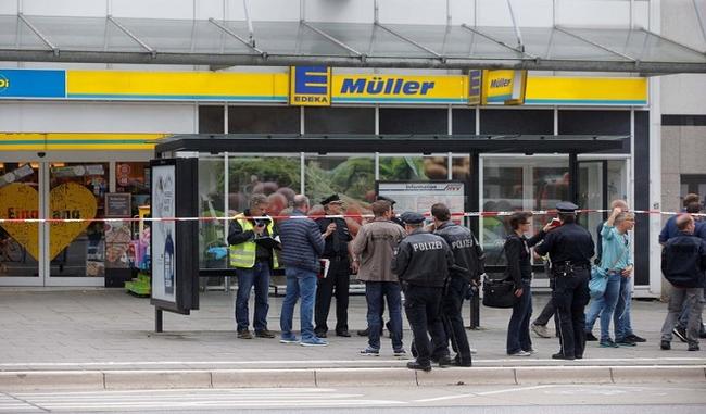 One Dead in Knife Attack at German Supermarket