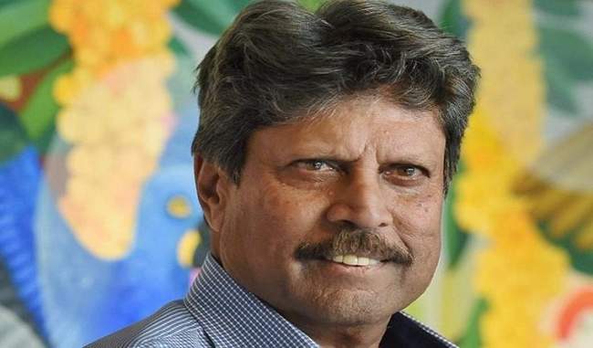 dont compare hardik pandya with me if he makes silly mistakes kapil dev
