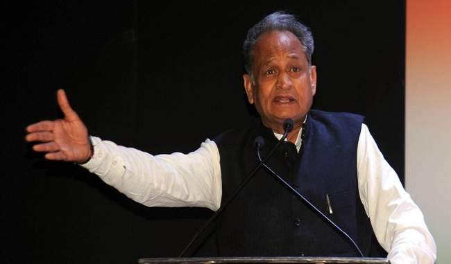Art and artist should be respected but not by humiliation, Gehlot