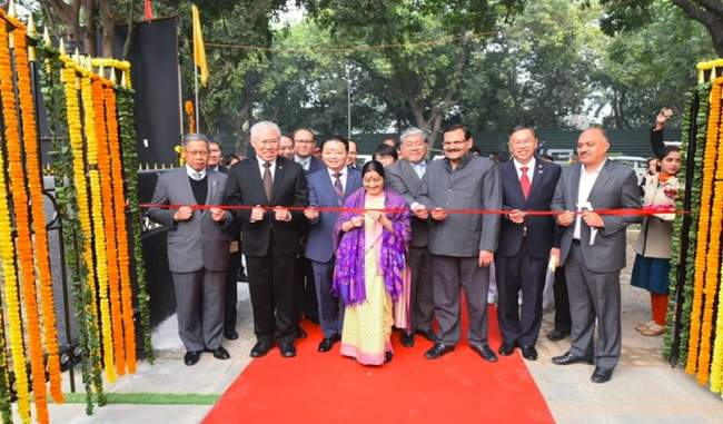 Sushma Swaraj inaugurates Bharat-ASEAN Maitri Park in Delhi Sushma Swaraj inaugurates Bharat-ASEAN Maitri Park in Delhi