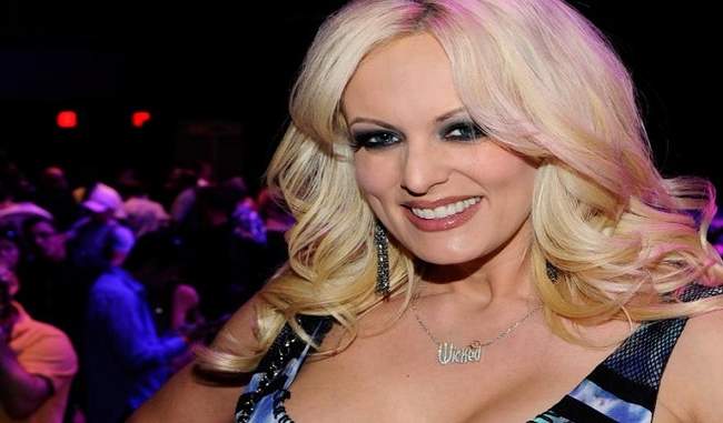 Porn star rejects reports of love affairs with Trump