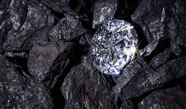 जमीन के नीचे दबा है हीरे का विशाल पहाड़, हजारों ट्रिलियन टन हीरा संभव