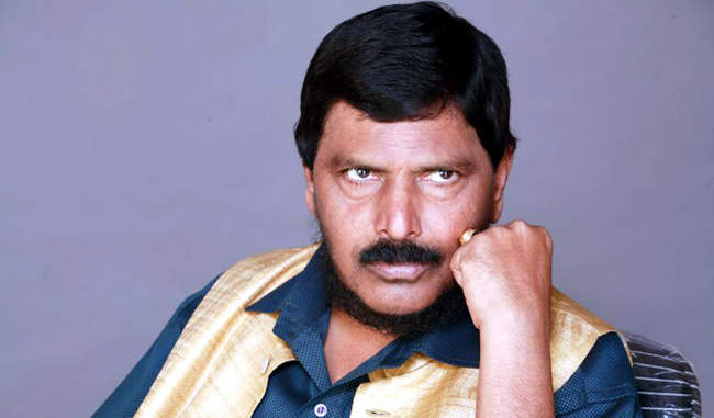 union-minister-ramdas-athawale-advocates-75-reservation-in-government-jobs