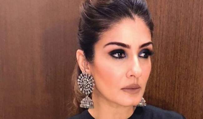 raveena-tandon-in-trouble-lodged-a-case-in-bihar-s-court