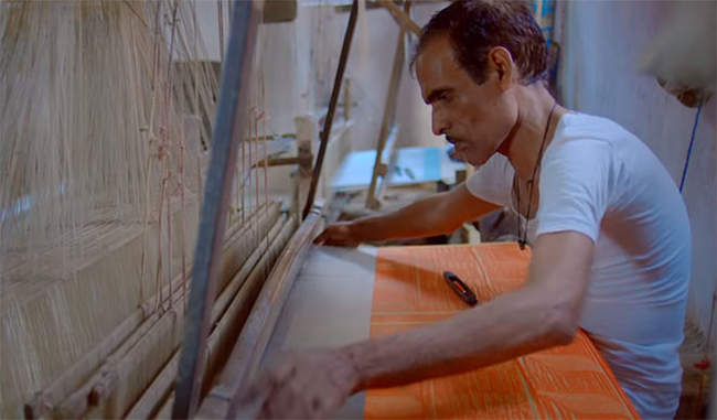बनारसी बुनकरी की विशेषताओं और समस्याओं पर गहराई से प्रकाश डालती है फिल्म ''बुनकर''