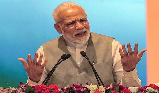 earlier-govt-launched-schemes-to-publicise-only-one-family-narendra-modi