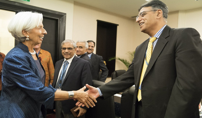 imf-chief-pakistan-finance-minister-meet-in-indonesia