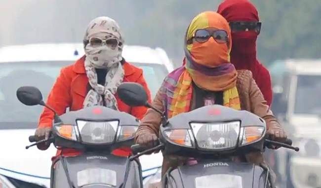 wearing-of-helmet-by-sikh-women-in-chandigarh-optional-says-mha
