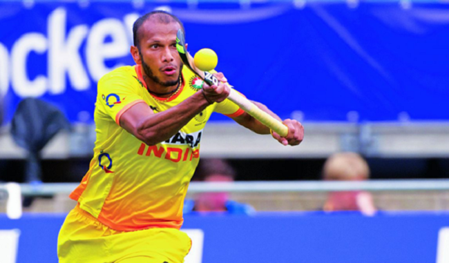 sv-sunil-in-serious-doubt-for-hockey-world-cup-due-to-knee-injury