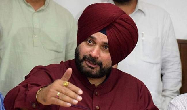 the-clean-chit-by-the-inquiry-commission-navjot-sidhu-amritsar-train-accident