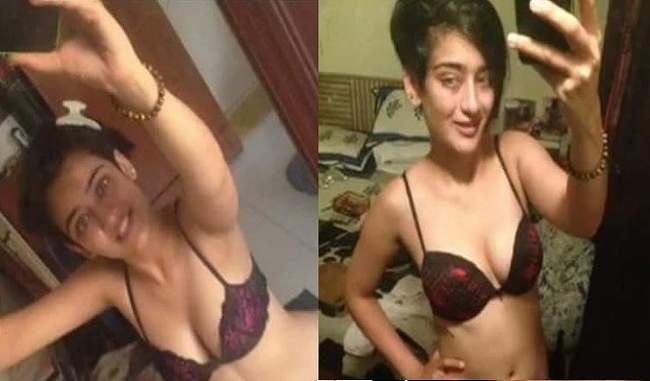 private-pictures-of-kamal-haasan-s-daughter-akshara-haasan-leaked