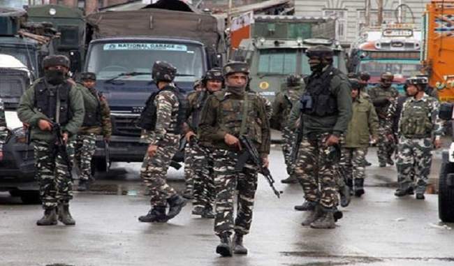 one army man killed  in a ceasefire violation in Rajouri
