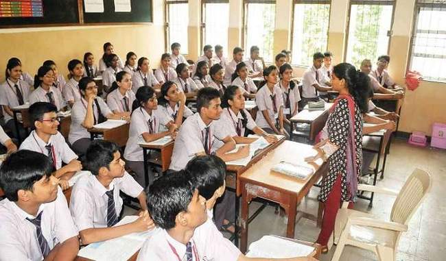 delhi-government-asked-schools-to-save-public-property-from-being-distorted