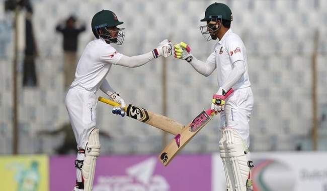 bangladesh-strong-with-century-of-mominul-and-mushfiqur