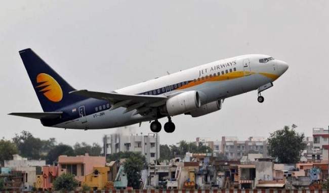 jet-airways-talking-to-many-parties-to-raise-money