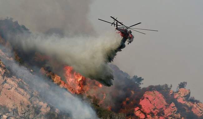 कैलिफोर्निया के जंगलों में लगी आग में लापता लोगों की संख्या बढ़ी, ट्रंप कर सकते हैं दौरा