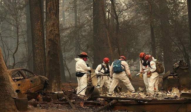 कैलिफोर्निया के जंगलों में लगी भीषण आग, 1000 से ज्यादा लोग लापता