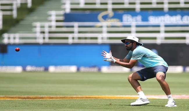 आस्ट्रेलियाई गेंदबाजों को लंबे कद का फायदा लेकिन भारतीय बल्लेबाज भी तैयार: रोहित