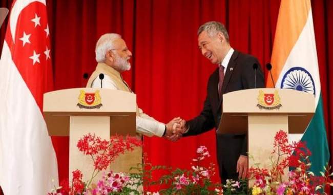 भारत और सिंगापुर ने रक्षा सहयोग बढ़ाने का निर्णय लिया