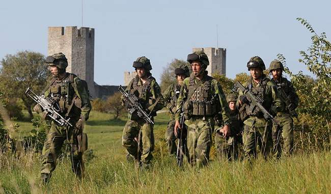फ्रांस की सेना ने माली में 30 आतंकवादियों को ढेर किया