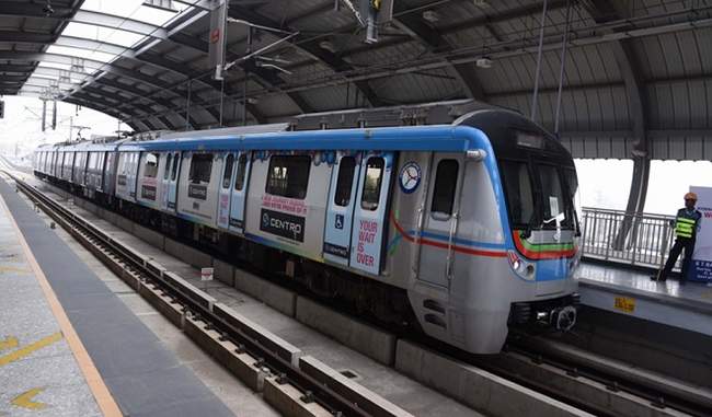 metro-trains-services-to-be-available-till-10pm-on-diwali