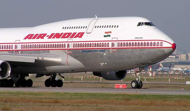 air-india-suspended-two-pilots-for-speeding-down-flight