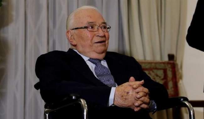 former-colombian-president-belisario-betancur-dies