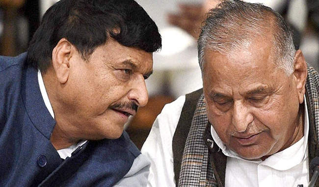 mulayam-cheated-with-brother-shivpal
