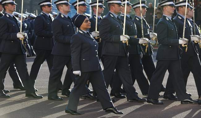 britain-s-air-force-gets-first-sikh-muslim-chaplains