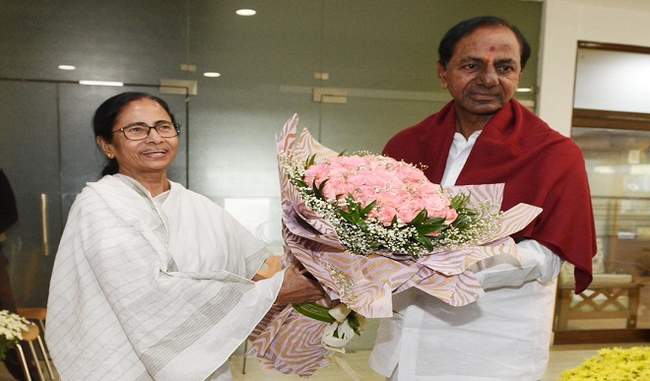 kcr-who-met-mamata-said-very-soon-we-will-come-up-with-a-concrete-plan