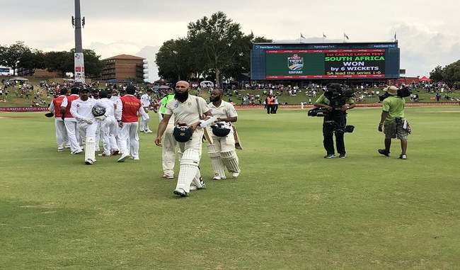 elgar-and-amla-s-half-century-south-africa-won-by-six-wickets