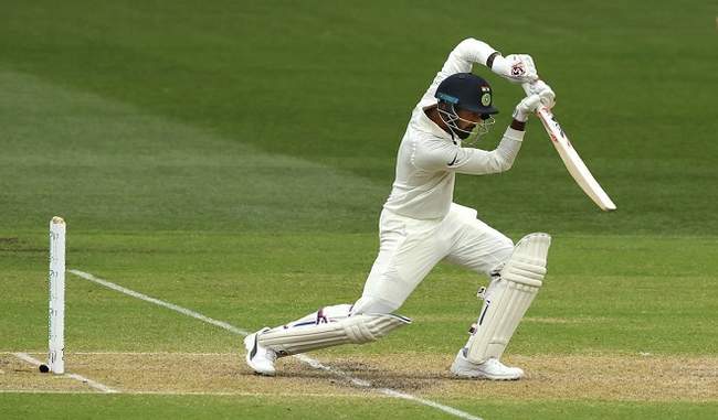 kl-rahul-dismissal-indias-starts-with-heavy-shots