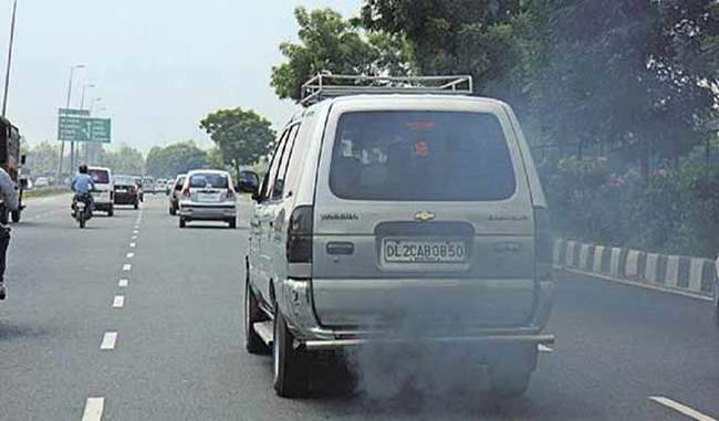 The danger of pollution even within the vehicles on national highways