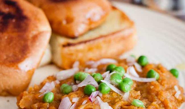 Want to make Paav Bhaji like market at home? This is the recipe