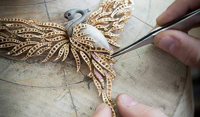easily make career in Jewellery designing