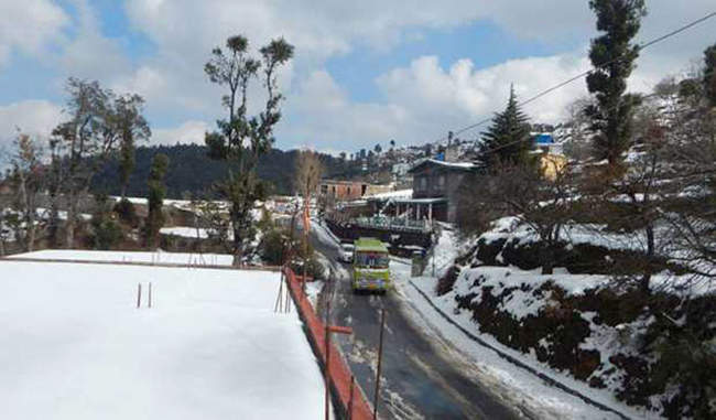 Mukteshwar is a hilly region encompassed by coniferous forests and fruit orchard