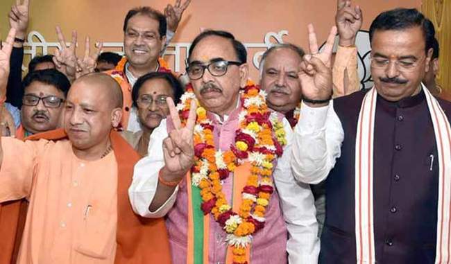UP BJP is again becoming the political stage of defectors