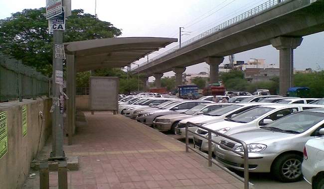 Delhi Metro announces hike in parking charges