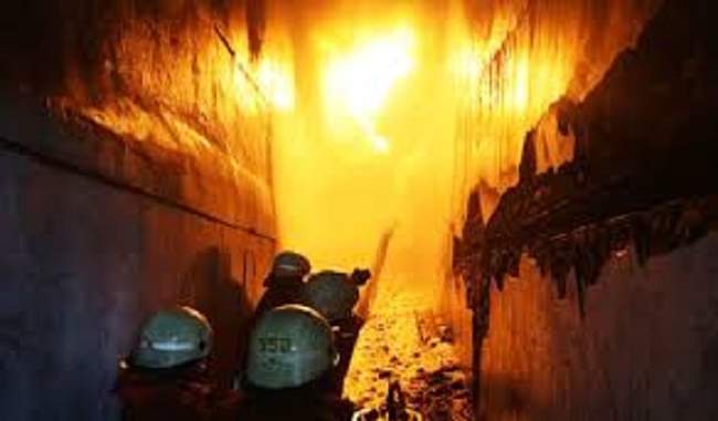 Indonesia oil well fire kills 10 people