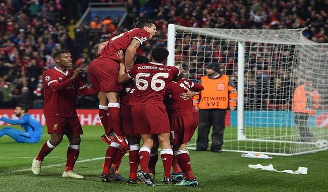 Twitter Bows Down As Mohamed Salah Produces One of the Great Champions League Performances vs Roma