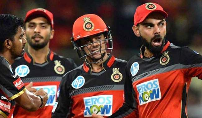 RCB stay alive with 14-run win over Mumbai