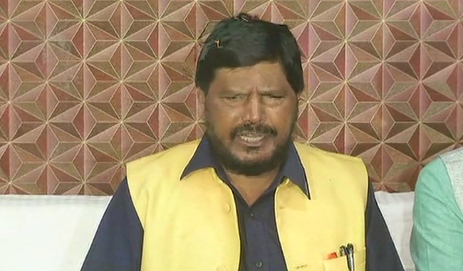 Keeping the attention of public sentiments, the picture of Jinnah should be removed: Athawale