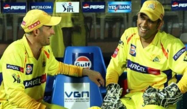 Mike Hussey: Dhoni does not have any clue about stumping