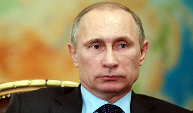 Vladimir Putin sworn in as Russia''s president for the fourth time